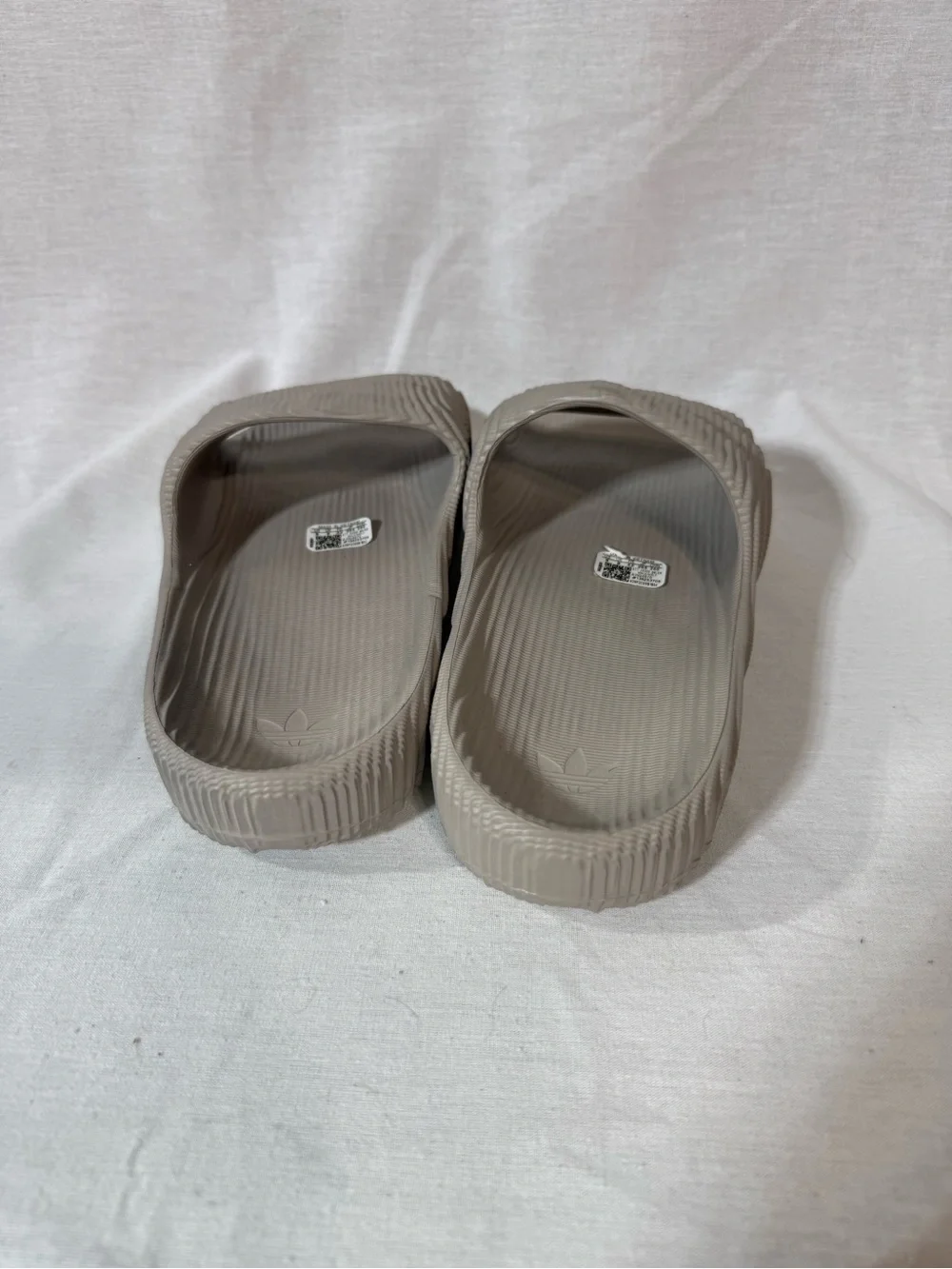adidas Adilette 22 Taupe Textured Slide Sandals Size 8